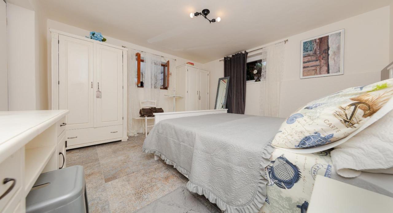 Casa Mia - Apartman Zara Medulin Eksteriør bilde